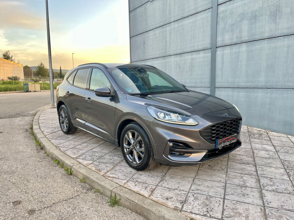 Foto principal de FORD KUGA ST LINE 1.5t 150cv
