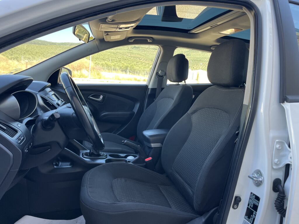 Foto 9 de HYUNDAI ix35 1.7crdi 115cv 2011