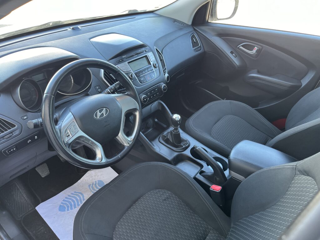 Foto 10 de HYUNDAI ix35 1.7crdi 115cv 2011