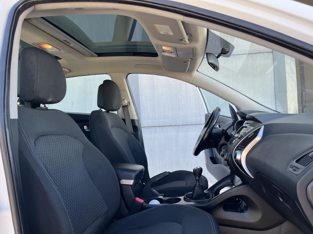 Foto 14 de HYUNDAI ix35 1.7crdi 115cv 2011