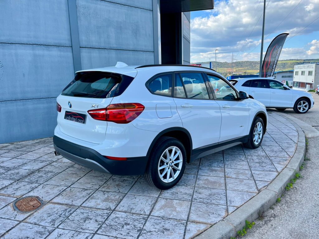 Foto 2 de BMW X1 18d 150cv