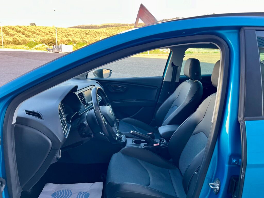 Foto 6 de SEAT LEÓN CONNECT 1.6TDI 110cv 2016
