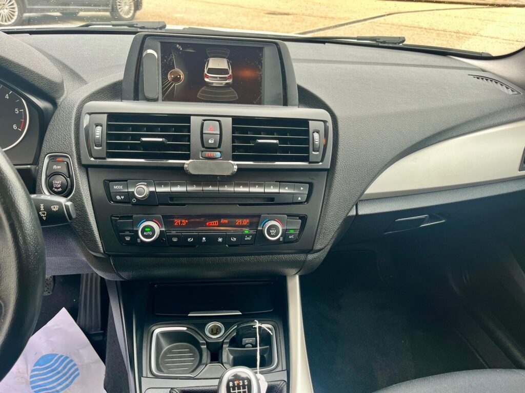 Foto 12 de BMW 116d 2.0 115cv 2015