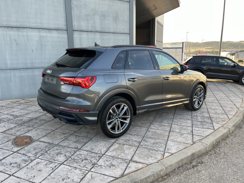 Foto 6 de AUDI Q3 SLINE 1.5 TSI 150cv AÑO 2018