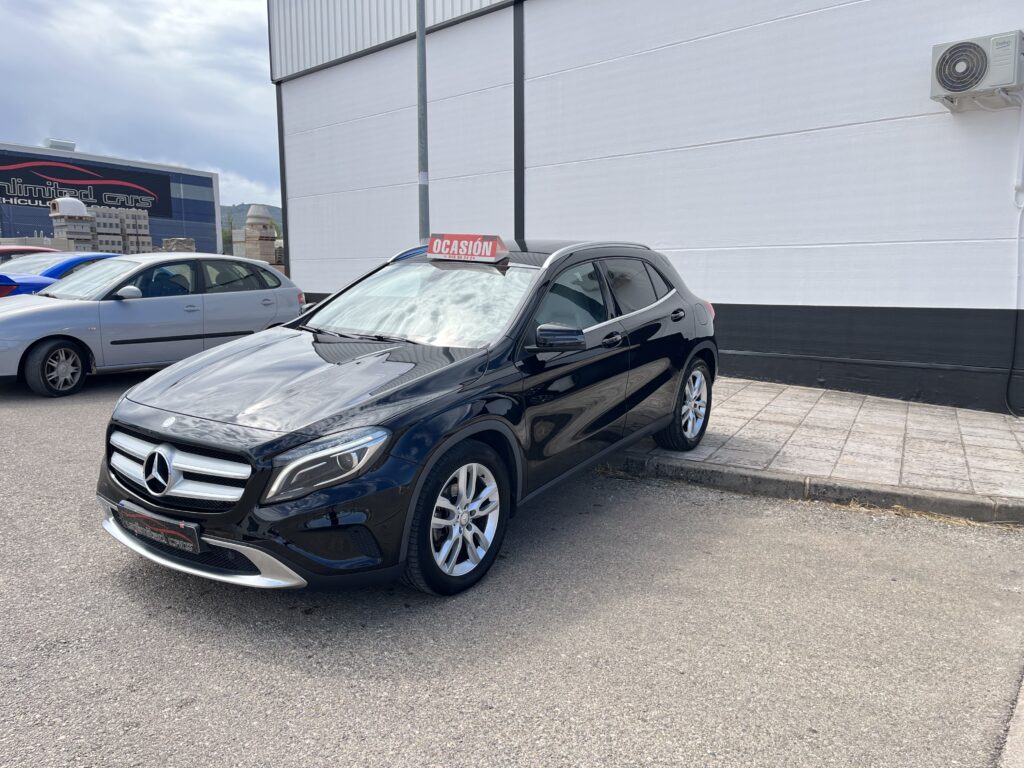 Foto de MERCEDES GLA 200CDI 2017