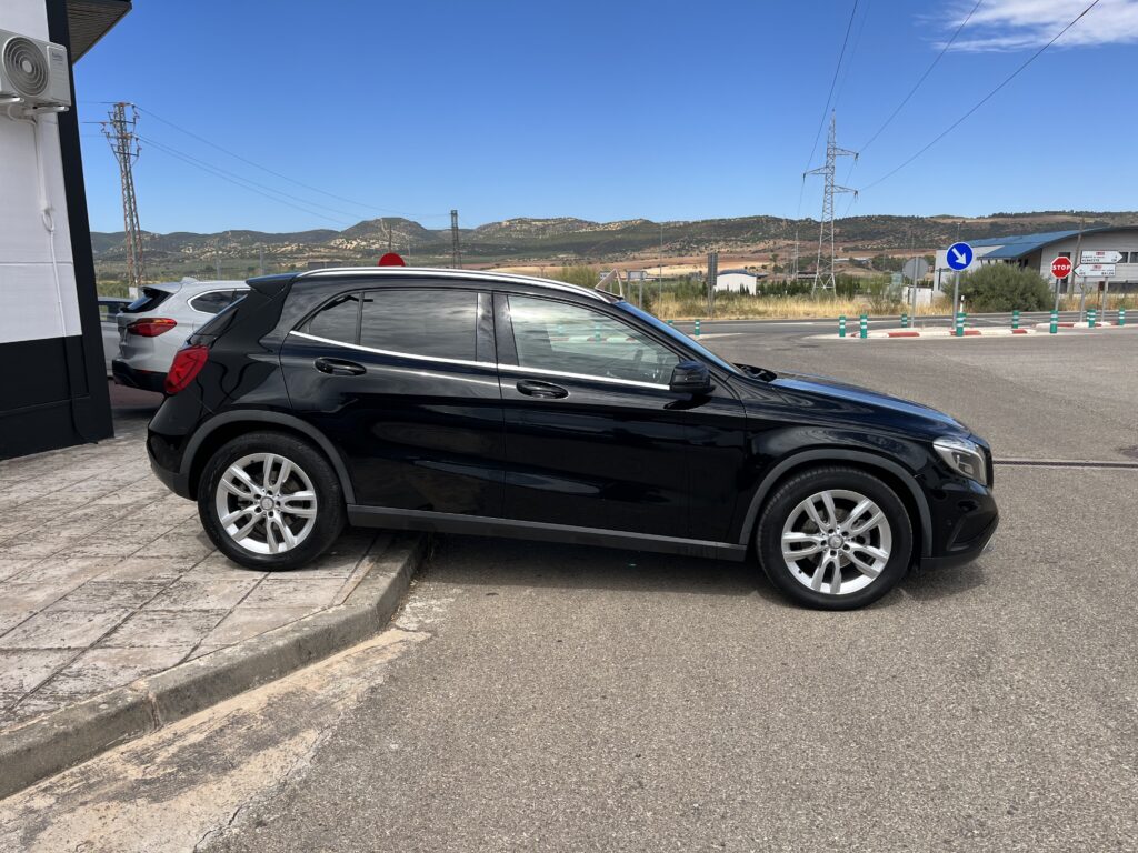 Foto 7 de MERCEDES GLA 200CDI 2017