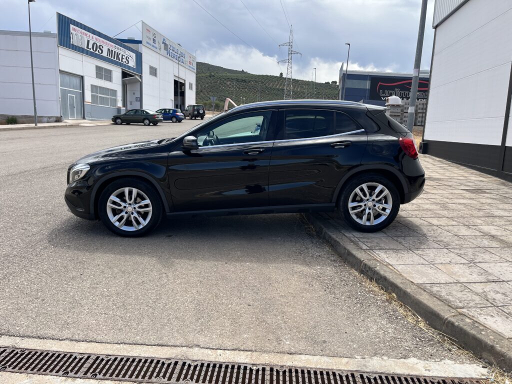 Foto 8 de MERCEDES GLA 200CDI 2017