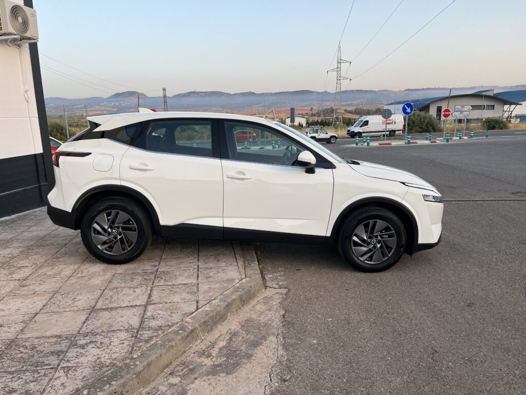 Foto 5 de NISSAN QASHQAI ACENTA 1.4t 140cv MIL HYBRID AÑO 2022