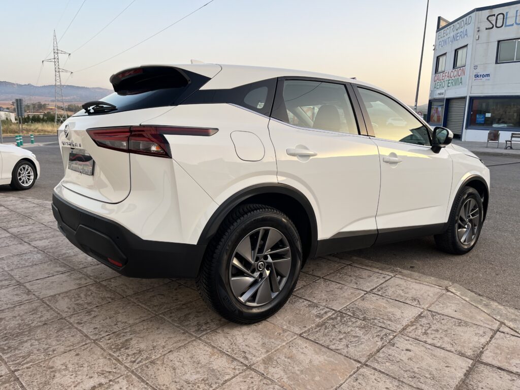 Foto 11 de NISSAN QASHQAI ACENTA 1.4t 140cv MIL HYBRID AÑO 2022