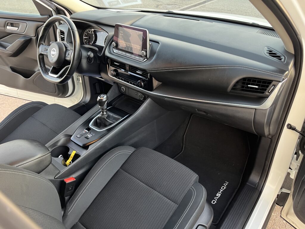 Foto 16 de NISSAN QASHQAI ACENTA 1.4t 140cv MIL HYBRID AÑO 2022